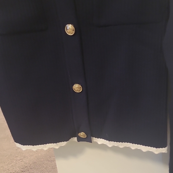 Aleeza Paris Women's Navy Blazer with White Trim and Gold Buttons - Picture 4 of 6